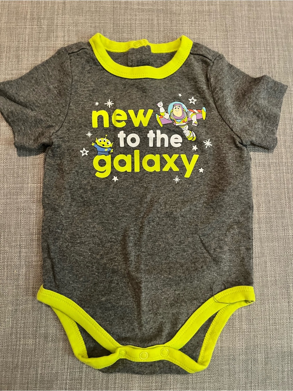 Disney Baby Gray & Neon Green Buzz Alien 'New to the Galaxy' One-Piece 12-18M